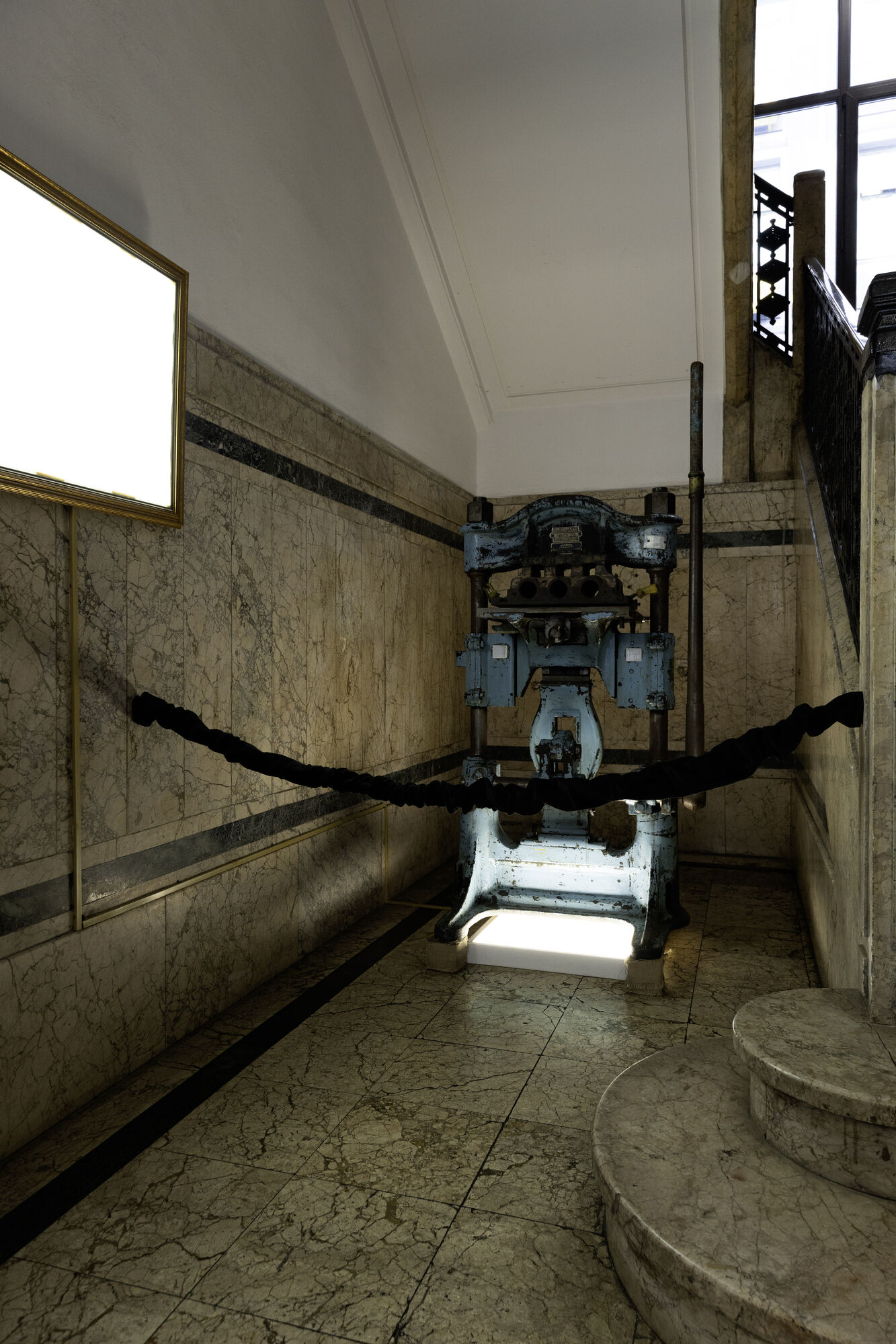 Universul Palace — stairwell detail
